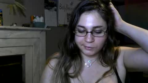 Snapshot of arabbustybeauty chatting on January 2025 07:28:01 AM BustyPrincessLeila online show from January 2025 07:28:01 AM
