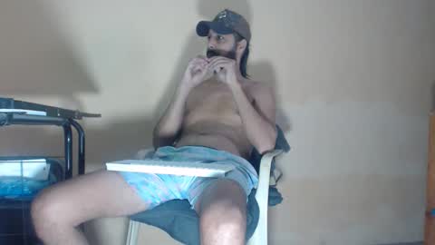 Snapshot of arabebigcock chatting on April 2026 06:10:01 PM ARABE online show from April 2026 06:10:01 PM