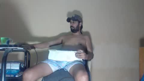 Snapshot of arabebigcock chatting on April 2026 07:17:02 AM ARABE online show from April 2026 07:17:02 AM