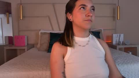 Snapshot of arabella__1 chatting on June 2026 01:11:02 AM Arabella online show from June 2026 01:11:02 AM