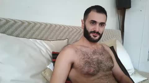 Snapshot of arabhairy90 chatting on February 2025 05:37:01 AM hairycub online show from February 2025 05:37:01 AM
