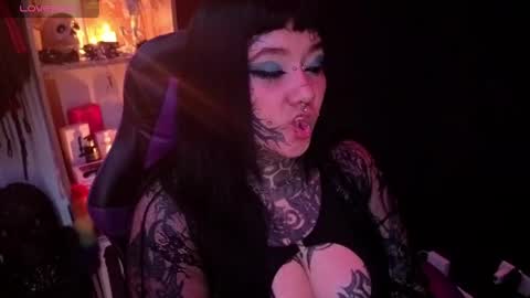 Carolain online show from April 2026 03:34:02 AM