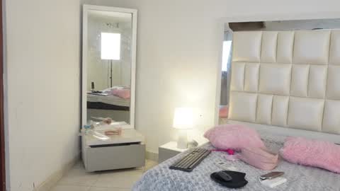   online show from February 2025 07:40:01 AM