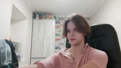 Daniel online show from December 2025 08:26:01 PM