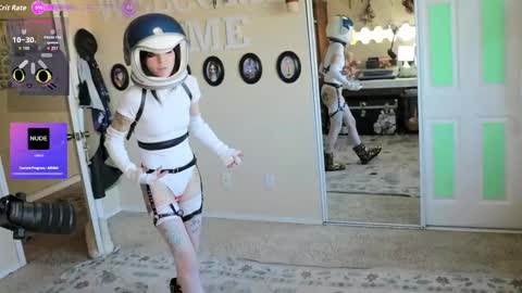 Archancel online show from October 2025 03:25:01 PM