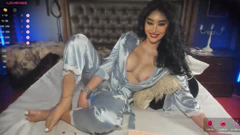 Areeya Wankiston online show from October 2025 02:31:01 AM