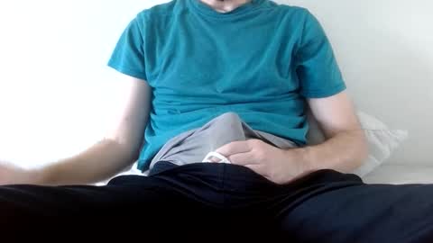 Arek online show from November 2025 01:46:02 PM