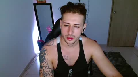 Snapshot of ares_blue chatting on January 2025 11:21:02 AM ares blue online show from January 2025 11:21:02 AM