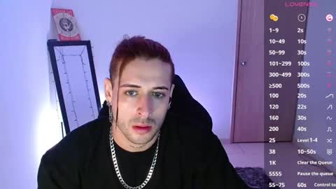 Snapshot of ares_blue chatting on February 2025 11:08:02 AM ares blue online show from February 2025 11:08:02 AM