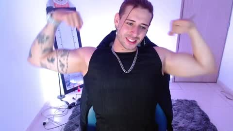 Snapshot of ares_blue chatting on March 2025 11:11:01 AM ares blue online show from March 2025 11:11:01 AM