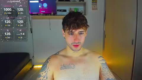 Snapshot of ares_blue chatting on February 2026 01:12:01 AM ares blue online show from February 2026 01:12:01 AM