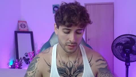 Snapshot of ares_blue chatting on May 2026 11:48:02 AM ares blue online show from May 2026 11:48:02 AM