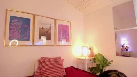 Snapshot of ari_rose_dh chatting on April 2026 01:41:01 PM ARI online show from April 2026 01:41:01 PM