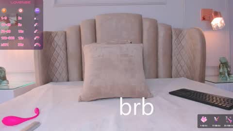 Snapshot of aria_greco chatting on December 2024 06:48:02 AM Aria  online show from December 2024 06:48:02 AM