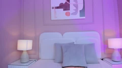 Snapshot of aria_greco chatting on September 2025 02:57:01 AM Aria  online show from September 2025 02:57:01 AM