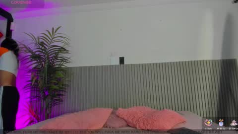 Aria Millers  online show from March 2026 11:28:02 AM