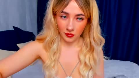 Snapshot of aria_montclair chatting on April 2026 05:07:01 AM aria_montclair online show from April 2026 05:07:01 AM