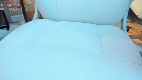 Snapshot of aria_paul chatting on April 2026 01:41:02 PM aria online show from April 2026 01:41:02 PM