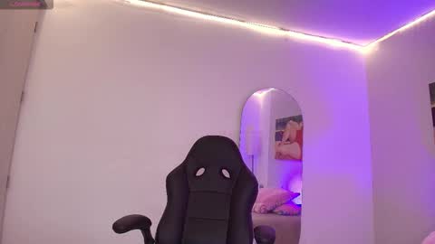 ariaa_vixen online show from December 2025 09:52:02 PM