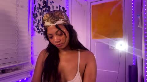 Aria Atelier online show from September 2025 07:10:01 AM