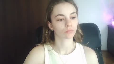 Snapshot of ariacreazy chatting on June 2026 06:24:02 AM AriaCreazy online show from June 2026 06:24:02 AM