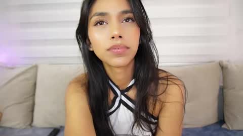 Snapshot of ariadna5 chatting on February 2025 08:06:01 AM ARIADNA online show from February 2025 08:06:01 AM