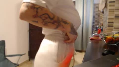 Snapshot of ariadna89 chatting on December 2025 12:21:01 PM Adriana online show from December 2025 12:21:01 PM