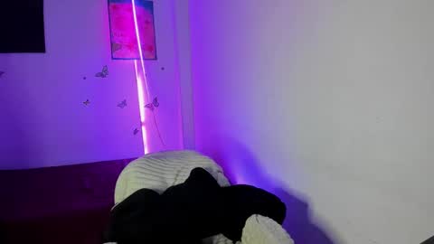 Snapshot of ariadna_4 chatting on February 2025 03:07:01 AM ariadna_4 online show from February 2025 03:07:01 AM