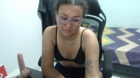 Snapshot of ariadna_6 chatting on June 2026 06:05:02 PM ...Ariana... online show from June 2026 06:05:02 PM