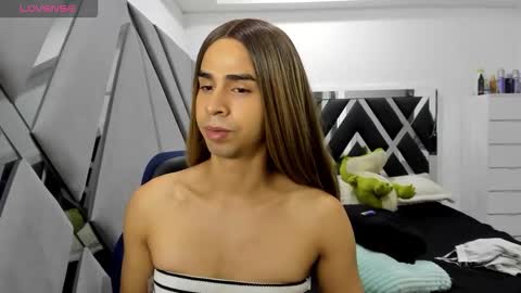 Snapshot of ariadna_dudamel chatting on November 2025 02:47:02 AM ariadna_dudamel online show from November 2025 02:47:02 AM