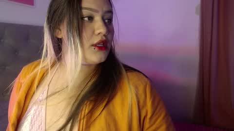 Snapshot of ariadna_martin chatting on December 2024 01:46:01 AM Ari online show from December 2024 01:46:01 AM