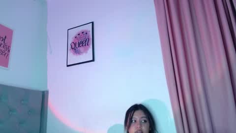 Snapshot of ariadna_martin chatting on January 2025 05:03:01 AM Ari online show from January 2025 05:03:01 AM