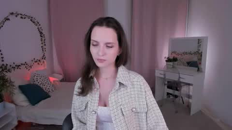 Ariadna online show from September 2025 01:12:02 PM