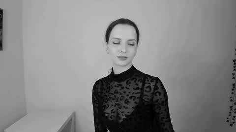 Snapshot of ariadna_s chatting on March 2026 10:46:01 PM Ariadna online show from March 2026 10:46:01 PM