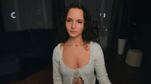 Snapshot of ariadna_s chatting on May 2026 09:53:01 PM Ariadna online show from May 2026 09:53:01 PM