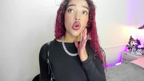 Ariadna online show from November 2025 03:28:01 AM