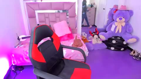 ariadnacappelletty online show from July 2026 04:54:02 PM