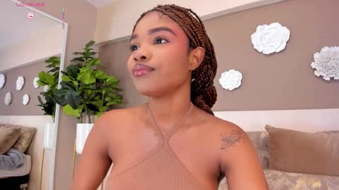 Snapshot of ariafoster chatting on November 2025 04:04:01 AM Aria Foster online show from November 2025 04:04:01 AM