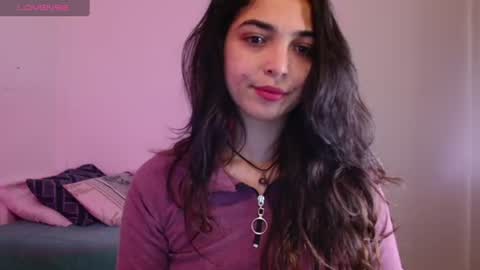 ariagal online show from July 2026 05:48:02 PM