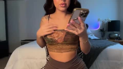 Aria  online show from September 2025 03:44:01 PM