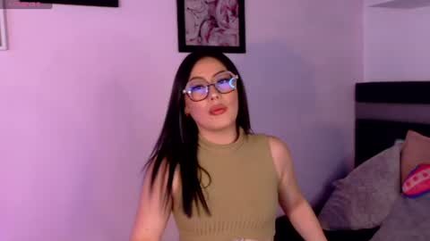 Snapshot of arialux_ chatting on July 2026 03:55:01 AM Aria online show from July 2026 03:55:01 AM