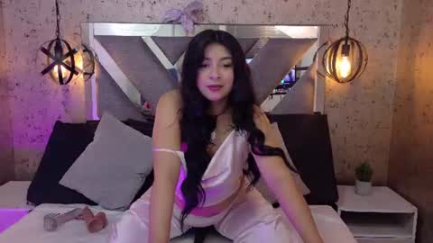 Snapshot of ariana_foxx__ chatting on June 2026 03:28:02 PM Ariana online show from June 2026 03:28:02 PM