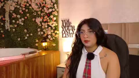 Snapshot of ariana_foxx__ chatting on July 2026 02:53:02 PM Ariana online show from July 2026 02:53:02 PM