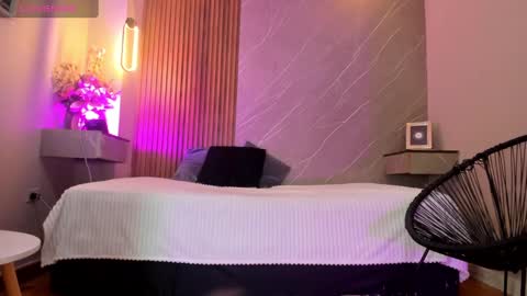 Ariana online show from October 2025 12:11:01 PM