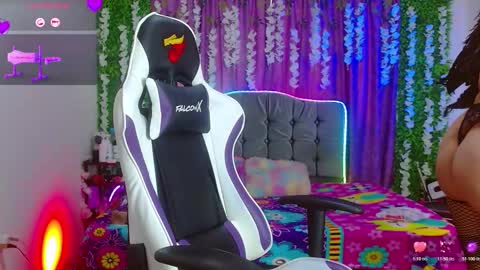 Snapshot of ariana_lopez22 chatting on October 2025 03:47:02 PM Ariana online show from October 2025 03:47:02 PM