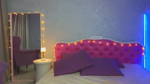 Snapshot of ariana_petite chatting on January 2025 11:50:02 PM Ariana online show from January 2025 11:50:02 PM