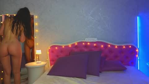 Snapshot of ariana_petite chatting on February 2025 11:00:01 PM Ariana online show from February 2025 11:00:01 PM