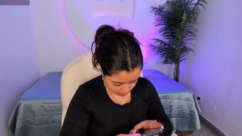 Snapshot of ariana_pierce chatting on December 2025 12:23:02 PM Ariana online show from December 2025 12:23:02 PM