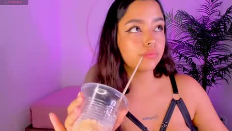 Snapshot of ariana_pierce chatting on July 2026 03:49:01 PM Ariana online show from July 2026 03:49:01 PM
