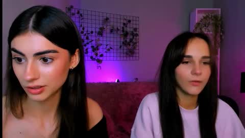 Snapshot of ariana_ross7 chatting on September 2025 09:13:01 AM ariana_ross7 online show from September 2025 09:13:01 AM